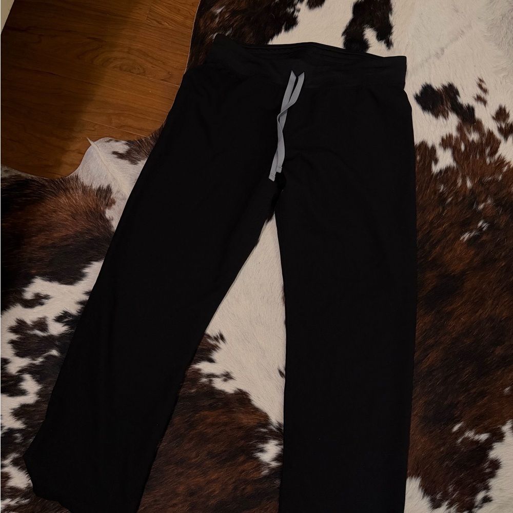 Figs Black Straight leg pants